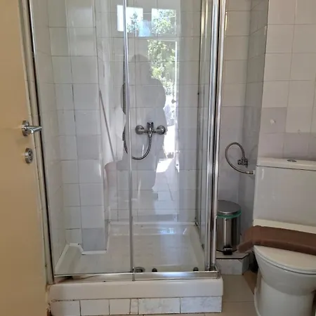 Bright Authentic Cycladic Home, Walk To Center Apartamento